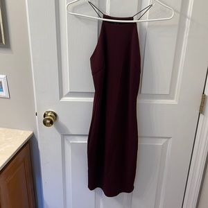 Burgundy bodycon Windsor dress